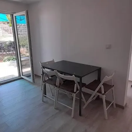 Holiday home Apartment Rupena Klimno