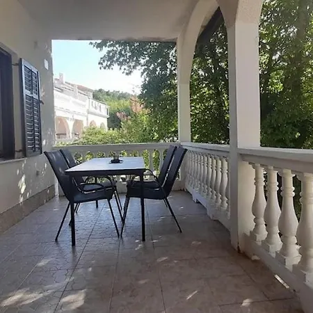 Rupena Сasa de vacaciones